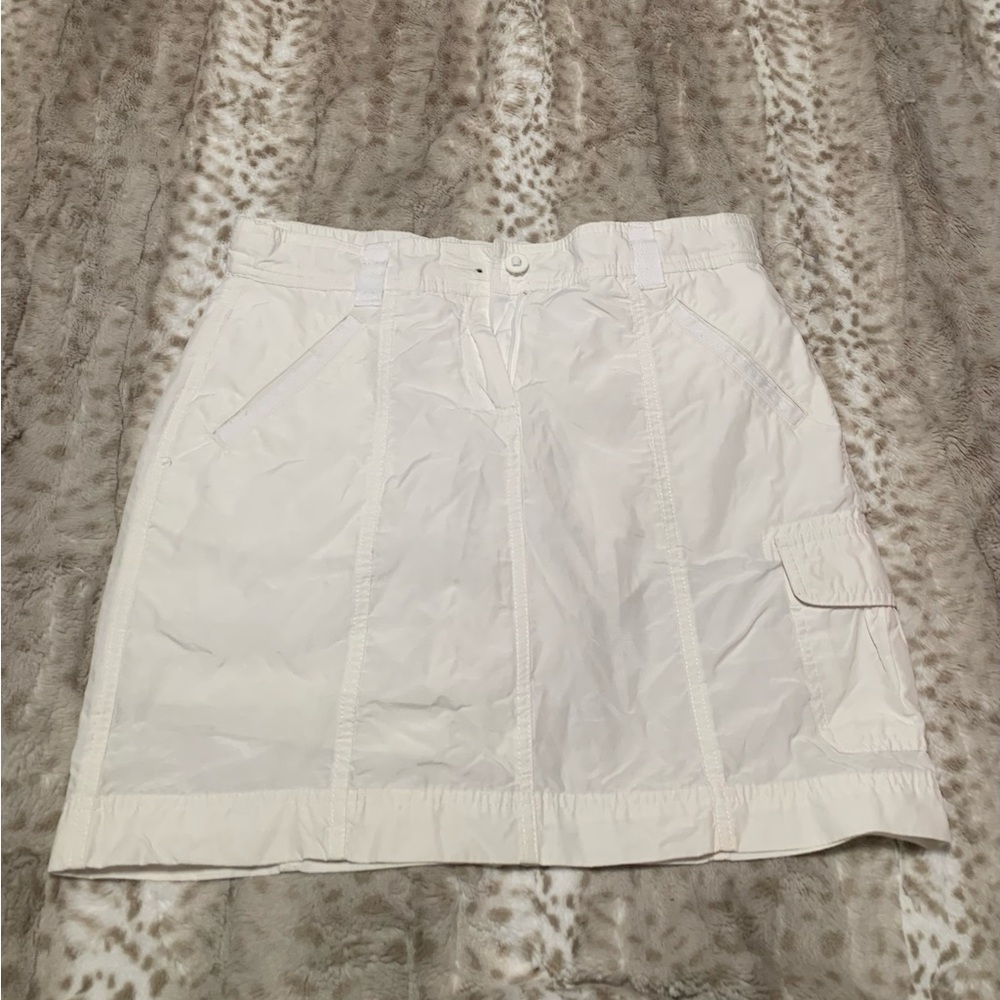 Land’s End white cargo mini skort